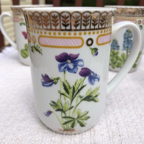 Vintage Georges Briard Floral Potpourri Collection Mugs, Set of 4 - Picture 6 of 11
